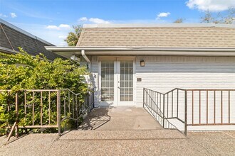 3300 Yorktown St in Houston, TX - Building Photo - Building Photo