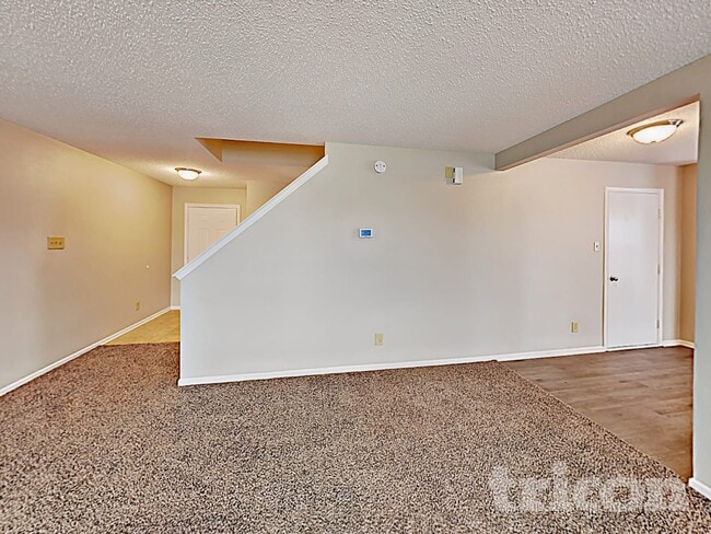 2875 Ludwig Dr in Indianapolis, IN - Building Photo - Building Photo