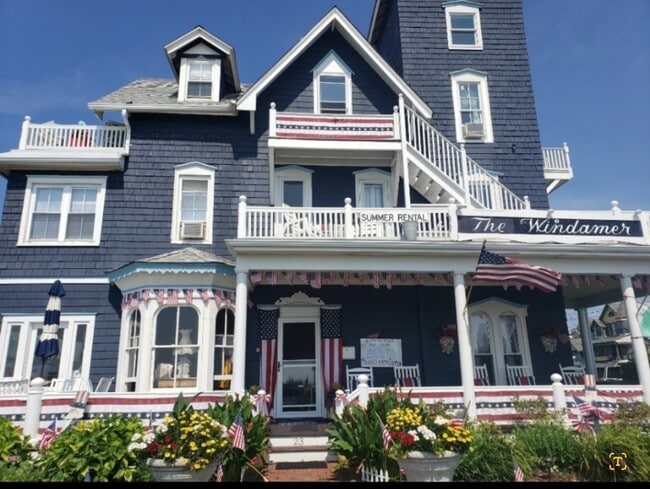 23 Ocean Ave, Unit Studio