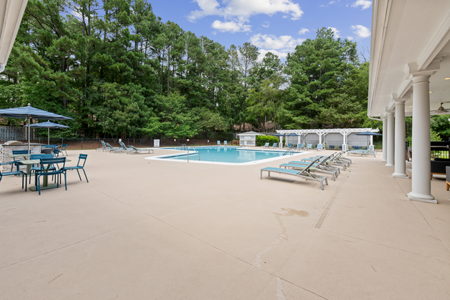 The Apartments at Midtown 501 in Chapel Hill, NC - Building Photo - Building Photo