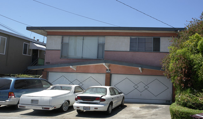 3519 Quigley St in Oakland, CA - Building Photo - Building Photo