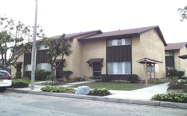 1800 Sanford St in Oxnard, CA - Building Photo - Building Photo