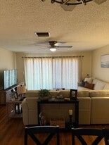 8513 Dominican Ct in Ft. Myers, FL - Building Photo