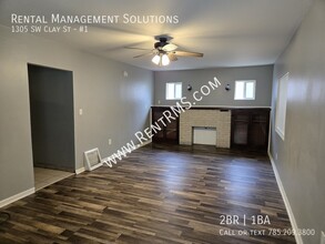 1305 SW Clay St in Topeka, KS - Building Photo - Building Photo