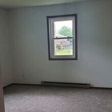 1126 12th St-Unit -2 in Baraboo, WI - Building Photo - Building Photo