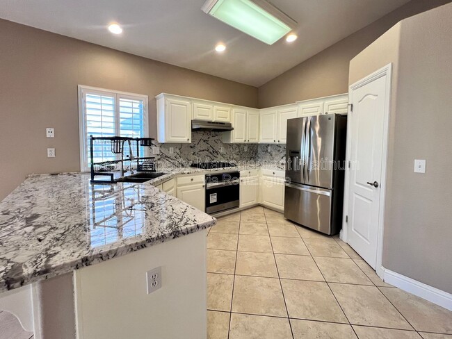 property at 5705 E Erin Ave