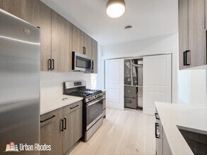 2129 N Bingham St, Unit J00W in Chicago, IL - Building Photo - Building Photo