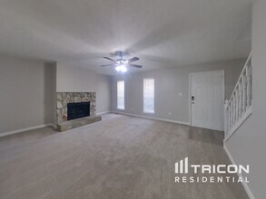 1858 Lazy Cove Ct in Lithia Springs, GA - Building Photo - Building Photo