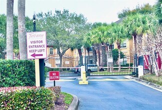 2176 Portofino Pl in Palm Harbor, FL - Building Photo - Building Photo