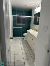1924 N 58th Way in Hollywood, FL - Building Photo - Building Photo