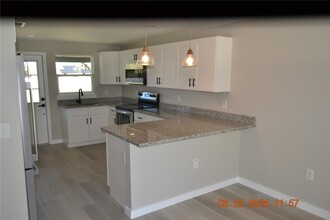 1133 S 70th St in Tampa, FL - Building Photo - Building Photo