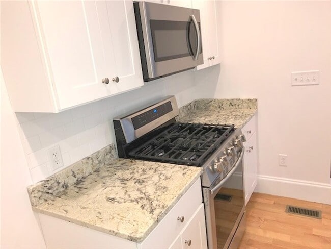 69 Fairmont St, Unit 1 in Arlington, MA - Building Photo - Building Photo