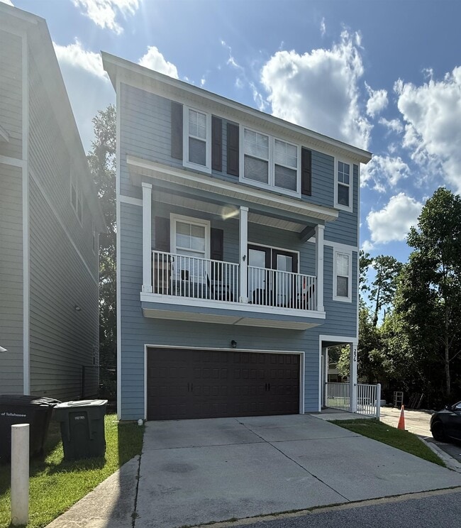 property at 256 Soho Ct