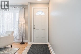 426 Highland Rd E in Kitchener, ON - Building Photo - Building Photo