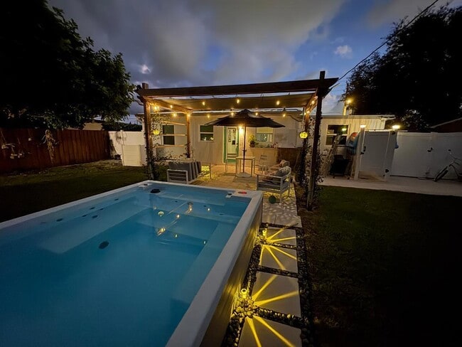 property at 127 SW 10th Ave