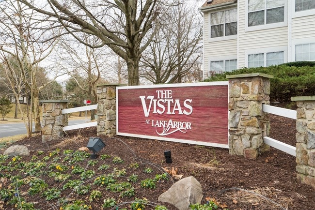 10403 Beacon Ridge Dr in Bowie, MD - Building Photo - Building Photo