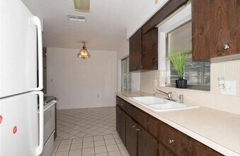 209 S Lee St in Beverly Hills, FL - Building Photo - Building Photo