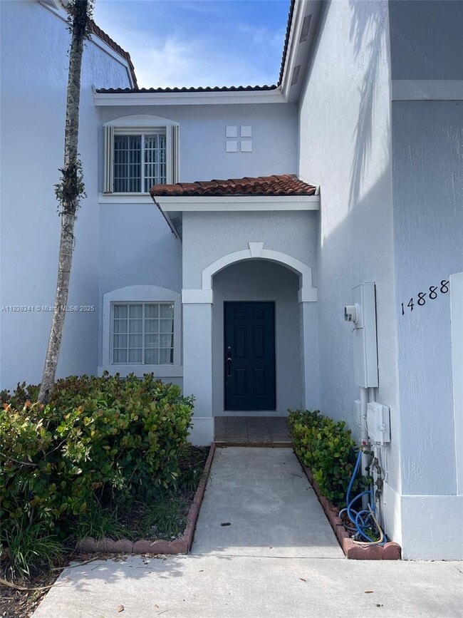 14888 SW 9th Ln in Miami, FL - Foto de edificio - Building Photo