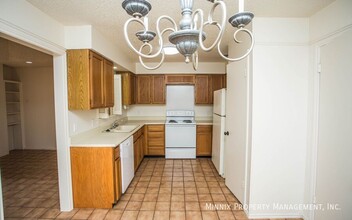 4106 18th St in Lubbock, TX - Building Photo - Building Photo