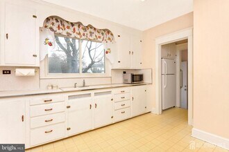 3728 US-1 in Princeton, NJ - Building Photo - Building Photo