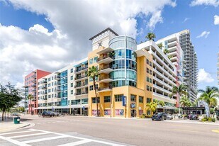 1120 E Kennedy Blvd in Tampa, FL - Building Photo