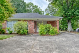831 John B White Sr Blvd in Spartanburg, SC - Building Photo