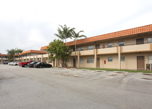 22 Units of Atlantic Palms in Margate, FL - Building Photo - Building Photo