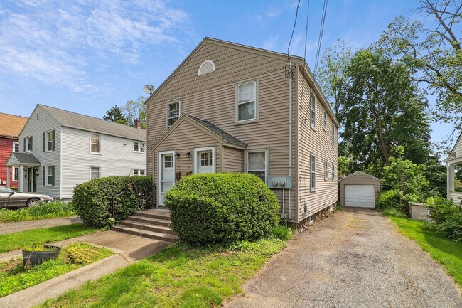 27 Fern St in Naugatuck, CT - Building Photo - Building Photo