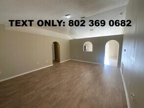 3119 Lido Isle Ct in Las Vegas, NV - Building Photo - Building Photo