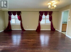 215 Edenbrook Hill Dr in Brampton, ON - Building Photo - Building Photo