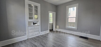 223 W Woodland Ave in Fort Wayne, IN - Building Photo - Building Photo