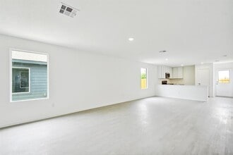 117 Alligator Crk in Seguin, TX - Building Photo - Building Photo