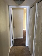 7101 E Bank Dr in Tampa, FL - Building Photo - Building Photo