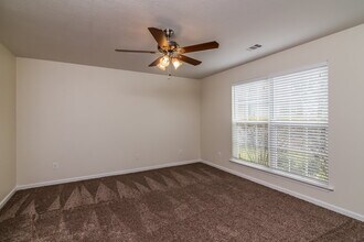 816 Thomas Bay Ct in Nashville, TN - Building Photo - Building Photo