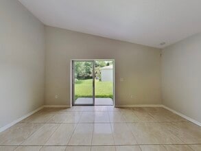 10193 Oak Crest Rd in Orlando, FL - Foto de edificio - Building Photo