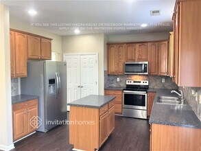 12224 Palomar Dr in Huntersville, NC - Foto de edificio - Building Photo