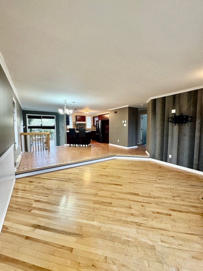 103 Rue des Amandiers in Gatineau, QC - Building Photo - Building Photo