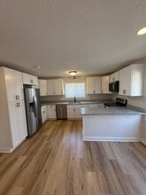2120 Belmont Dr in Reidsville, NC - Building Photo - Building Photo