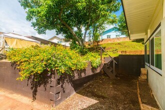 94-1086-1086 Lumihoahu St in Kapolei, HI - Building Photo - Building Photo