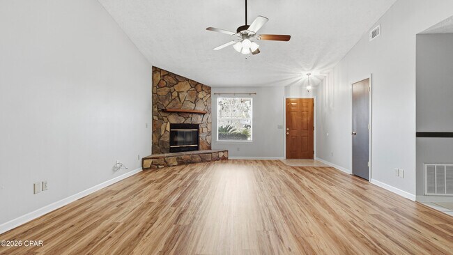 7708 Shadow Bay Dr in Panama City, FL - Building Photo - Building Photo