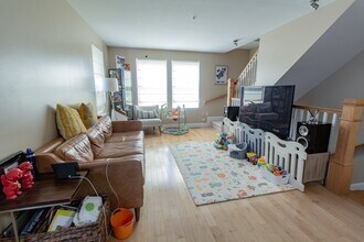 316 Rindge Ave in Cambridge, MA - Building Photo - Building Photo