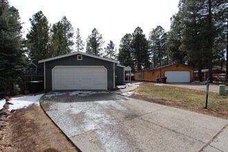 1529 S Burlington St in Flagstaff, AZ - Building Photo - Building Photo