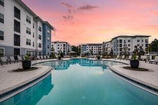 Arcadia 331 in Freeport, FL - Building Photo