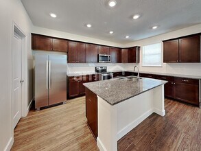 2325 S Wild Horse Way in Bluffdale, UT - Building Photo - Building Photo