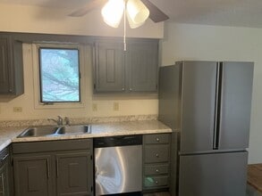 64 Debra Ln, Unit 64 Debra #1 in Asheville, NC - Building Photo - Building Photo