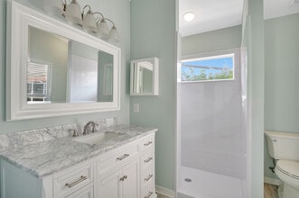 22076 Seashore Cir in Estero, FL - Building Photo - Building Photo