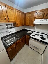 19 Lancaster Ter, Unit 103 in Brookline, MA - Building Photo - Building Photo