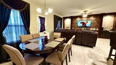 3206 Hereford Dr in Laredo, TX - Building Photo - Building Photo