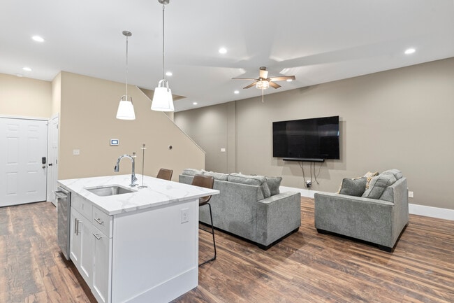 5424 Delmar Ct in St. Louis, MO - Building Photo - Building Photo