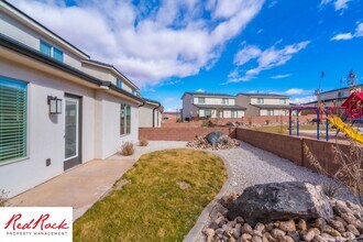 4106 Cerro Wy in Saint George, UT - Building Photo - Building Photo